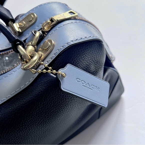 NWT Coach Lane Hues of Blues Colorblock Satchel MSRP$395 SOLD OUT ONLINE - Picture 8 of 16